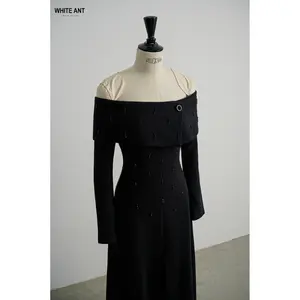 Haute couture hors de l'épaule longue LYNNE robe avec perles à la main coton mélangé Jersey tissu femmes robe usine Vietnam - Product Image 1