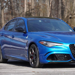 รถยนต์มือสองปี 2022 รุ่น Quadrifoglio พร้อมส่ง - Product Image 1