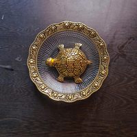 Adiba Assiette Tortue Dorée en Laiton de Haute Qualité, Style Antique Moderne, Vaastu Feng Shui, Impression Numérique, Logo Personnalisé, Décoration d'Intérieur, Retour