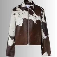 Veste en cuir de qualité supérieure avec poils, élégance robuste et texture de cuir naturel pour les amateurs de streetwear audacieux et de style western
