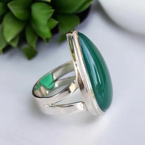 925 Sterling Silver Handmade <b>Ring</b> Green Onyx Natural Gemstone <b>Crystal</b> Bezel Setting for Women. Perfect Anniversary Wedding Gift - Product Image 2