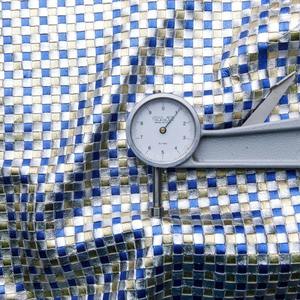 Cuir tissé métallique bleu argent et or mélangé personnalisable 1 à 12 pieds carrés Produit en cuir de qualité supérieure. - Product Image 2