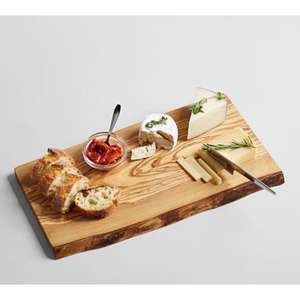 Grande planche à découper en bois naturel de qualité supérieure conçue pour durer offrant une surface résistante aux rayures pour les tâches de cuisine polyvalentes - Product Image 6