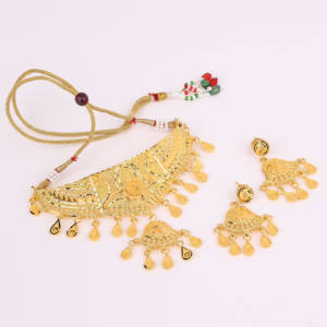 Vente en gros de colliers ras du cou pour femmes en laiton plaqué or micro 14K 18K 24K Bijoux de mariage traditionnels - Product Image 2