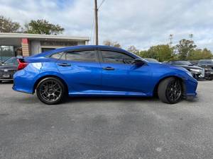 Honda Civic d'occasion 2018 à bas prix à vendre - Product Image 5