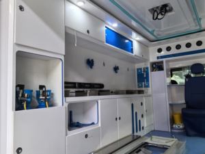 Used Medical <b>Ambulance</b> Vehicle Customization Supported for Emergency Transportation Negative Pressure Type - Product Image 5