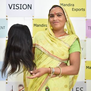 100% mejor calidad virgen máquina doble trama Remy onda Natural sedoso recto indio extensiones de cabello humano Color negro - Product Image 3