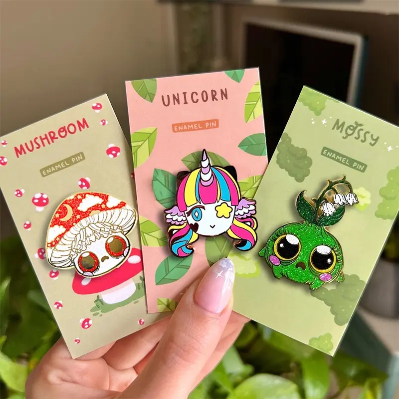 Free Sample Custom Enamel Pin No Minimum Metal Soft Hard Enamel Lapel Pin Glitter Cute Kawaii Japanese Anime Enamel Pin Badge