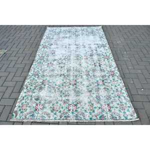 Alfombra Vintage de 4.8x8.1 pies, Alfombra Turca, Alfombra de Lana Blanca con Diseño Floral - Product Image 1