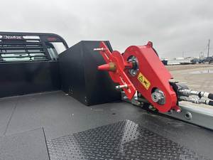 Camion plateau <span class=keywords><strong>Chevrolet</strong></span> <span class=keywords><strong>Silverado</strong></span> 4500HD 2024 d'occasion polyvalent à <span class=keywords><strong>vendre</strong></span> - Transmission automatique, conduite à gauche/droite, livraison mondiale - Product Image 3