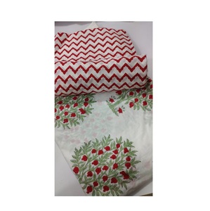 Tissu en pur coton absorbant et doux pour la fabrication de serviettes et de peignoirs de fournisseur indien - Product Image 1