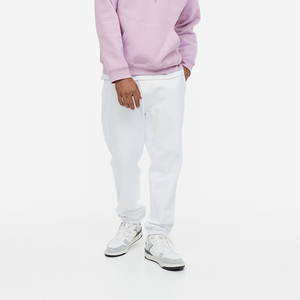 Conjunto de chándal de verano de color negro para hombre, camiseta y pantalones personalizados para hombre a la venta - Product Image 2