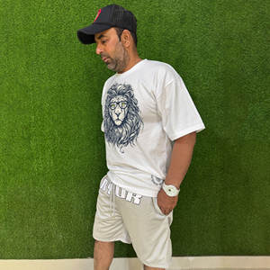 Camiseta con logotipo personalizado, ropa de calle, camiseta recortada en blanco de gran tamaño, Camiseta de algodón pesado con hombros caídos, camiseta ajustada para hombres y adultos - Product Image 1