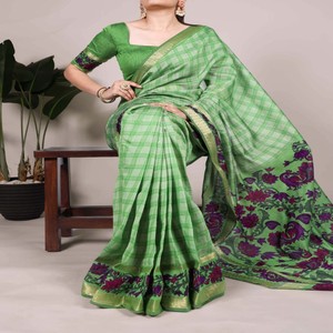 Sari Estampado VASTRA COTTAGE de Primera Calidad en Poliéster y Viscosa Chanderi con Trabajo de Tejido Zari y Blusa Sin Coser - Product Image 4