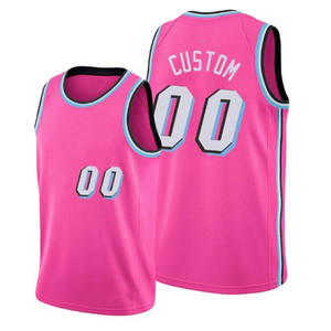 Maillot de basket-ball conçu avec un tissu en polyester de haute qualité, ajustement confortable, numéro personnalisé et logo d'équipe pour les joueurs de l'équipe - Product Image 3