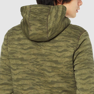 Service OEM le plus vendu prix de gros sweat à capuche pour hommes sweat à capuche thermique imprimé camouflage pour hommes style Hip Hop à bas prix - Product Image 6
