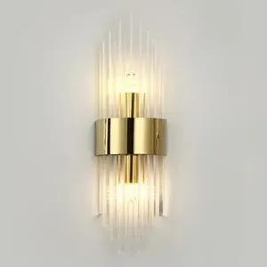 Applique murale NoctraModern Diamond LED blanc chaud avec corps en cuivre, verre et fer, styles cylindrique et conique - Product Image 1
