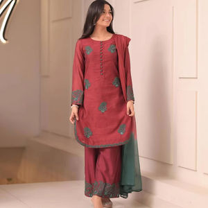 Présentation de la nouvelle collection de créateurs en crêpe de soie française Top-Bottom et ensemble Dupatta entièrement cousu prêt à porter - Product Image 1