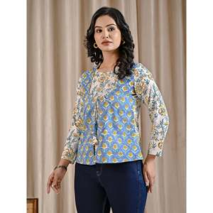 เสื้อผู้หญิงผ้าฝ้ายสีน้ำเงินพิมพ์ลายบล็อกด้วยมือ ทรงเอซิมเมตริก ระบายอากาศได้ดี ผ้าป๊อปลิน ปักลายดอกไม้ ไซส์ XS-XL เหมาะสำหรับใส่ทำงาน - Product Image 4