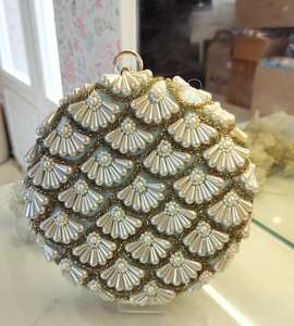 Mayorista indio Bolso de cuentas hecho a mano Ideal para damas de honor y revendedores de boutique disponibles al mejor precio - Product Image 2