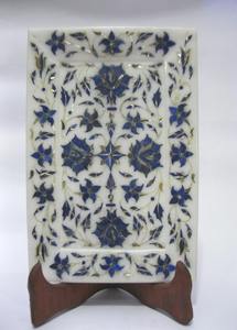 Plateau de service en pierre de lapis-lazuli artisanal pour restaurant et bar, plateau de service en marbre blanc pour collations à la maison - Product Image 1