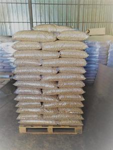 Pellets de Madera al por Mayor de Alta Calidad a Precio Competitivo, Pellets de Combustible, Biocombustible Económico, Calidad Estándar A1, Forma de Barra 690 - Product Image 5