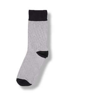 Chaussettes habillées confortables Rudi pour hommes – Qualité supérieure, mi-mollet, respirantes, en spandex, antidérapantes, sportives, design rouge-brun pour usage quotidien, été - Product Image 1