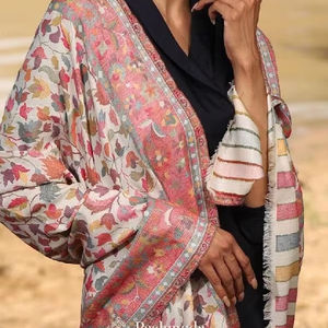 ผ้าคลุมไหล่ผู้หญิงทำจากโรงงานมืออาชีพที่มีน้ำหนักเบาผ้าคลุมไหล่ฤดูหนาว - Product Image 1