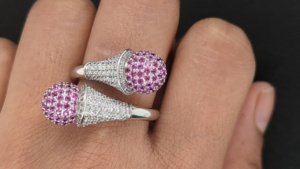 แหวนเพชรชมพูทรงกลมเจียระไนแบบบริลเลียนท์  ทองคำขาว/ทองคำชมพู 10K/14K/18K สำหรับผู้หญิง  งานฝีมือคุณภาพสูง  เหมาะสำหรับเป็นแหวนหมั้น  เครื่องประดับอันหรูหรา - Product Image 6