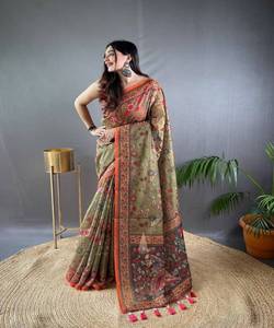 Indiase Bruiloft <span class=keywords><strong>Saree</strong></span>-Klaar Om Te Dragen In Zijde, Fluweel, Organza Met Bloemenkant - Product Image 1