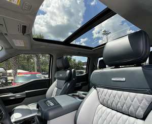 Ford F450 Limited FX4 d'occasion 2024 - Product Image 5