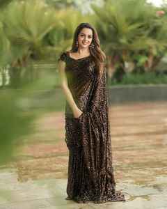 Atractivo indio pesado Georgette bordado Saree diseño único Color negro Sexy secuencia trabajo manga blusa exportaciones - Product Image 2