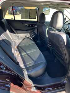 Pre-owned Clean 2024 Subar-u outback Limited Wago-n 4D - Product Image 4
