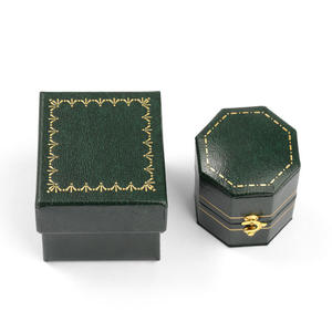 Jeulia Luxurious Vintage Green Octagon Velvet <b>Ring</b> <b>Box</b> for Jewelry - Product Image 6