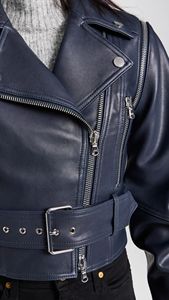 Venta al por mayor de manga larga de las mujeres negro en relieve PU de cuero de la motocicleta chaqueta de trabajo pesado botón de solapa invierno otoño primavera - Product Image 3