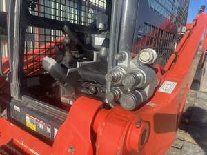 Meilleures mini-chargeuses Kubota SVL75 neuves et d'occasion 2023, moteur diesel 75 CV, à vendre - Product Image 3