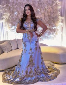 BONITO TRABAJO DE BORDADO DE ZARI DORADO PESADO EN EL VESTIDO CAFTAN AZUL CIELO CON PARA FIESTA Y Boda = 2024 - Product Image 1