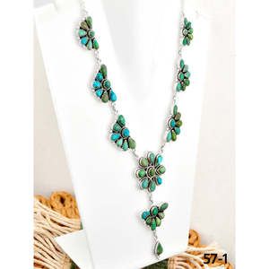 Collar de Plata de Ley y Turquesa Estilo Suroeste, Valle Esmeralda, Joyería Cultural Coleccionable - Product Image 3