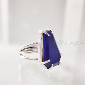 Anillo de Plata de Ley 925 Hecho a Mano para Mujer con Gema Natural de Lapislázuli en Forma de Ataúd, Piedra de Nacimiento de Septiembre, Aniversario Oriental - Product Image 4