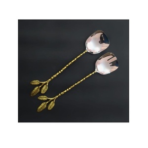 Ensembles de couverts de conception antique de fleur avec le vernis pour la vaisselle ensembles de couverts de service de salade en acier inoxydable et en laiton de taille personnalisée - Product Image 2