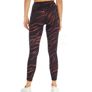 Mallas ajustadas para mujer con etiqueta privada, pantalones de Yoga transpirables con cintura elástica, cómodos para uso en exteriores, sublimación sólida - Product Image 3