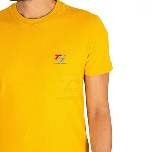 T-shirt pour homme en tissu confortable et doux, avec finitions soignées et style décontracté, idéal pour les sorties du week-end ou un usage quotidien - Product Image 4