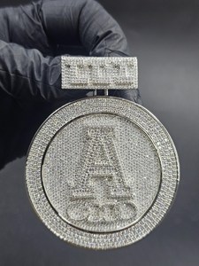 Colgante de Lujo Personalizado con Letra A en Forma Redonda, con Incrustaciones de Moissanita, Plata de Ley 925, para Uso Unisex - Product Image 3