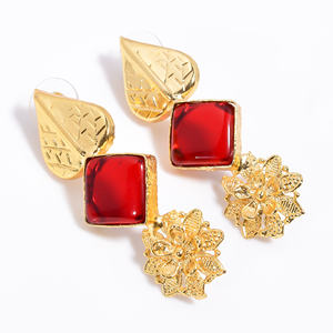 Belles boucles d'oreilles en laiton avec pierres précieuses plaqué or 14 carats boucles d'oreilles de mode pour femmes et filles fournisseurs de bijoux faits à la main - Product Image 6