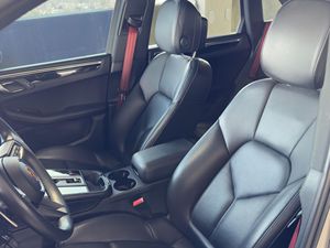 Porsche Macan S 2022, 375 HP, Motor V6 Twin-Turbo, Tracción en las Cuatro Ruedas, Color Chalk, Techo Panorámico Automático, Bajo Kilometraje, Listo para Enviar - Product Image 6