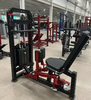 Machine d'abduction et d'adduction des hanches BN Commercial pour l'entraînement des adducteurs et des fessiers, idéale pour les centres de fitness hôteliers