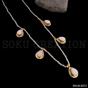 สร้อยคอลูกปัดไข่มุกเม็ดเล็กชุบทอง SKU6872 - Product Image 2