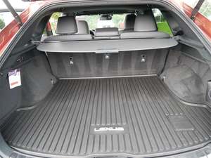 Lexus RX 350 Premium AWD SUV 2023, automático, asientos de cuero, techo corredizo, cámara trasera de 360°, motor turbo de 8L - Product Image 5