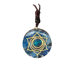 Collier pendentif Lotus Kyanite | Collier fleur de Lotus Kyanite naturelle | Pendentif Lotus Kyanite cristal de guérison - Product Image 2