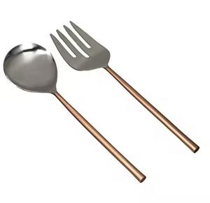 Servidor de Ensalada para Servir la Ensalada, Chapado en Oro Mate, Nuevo Cubertería de Metal Plano - Product Image 3